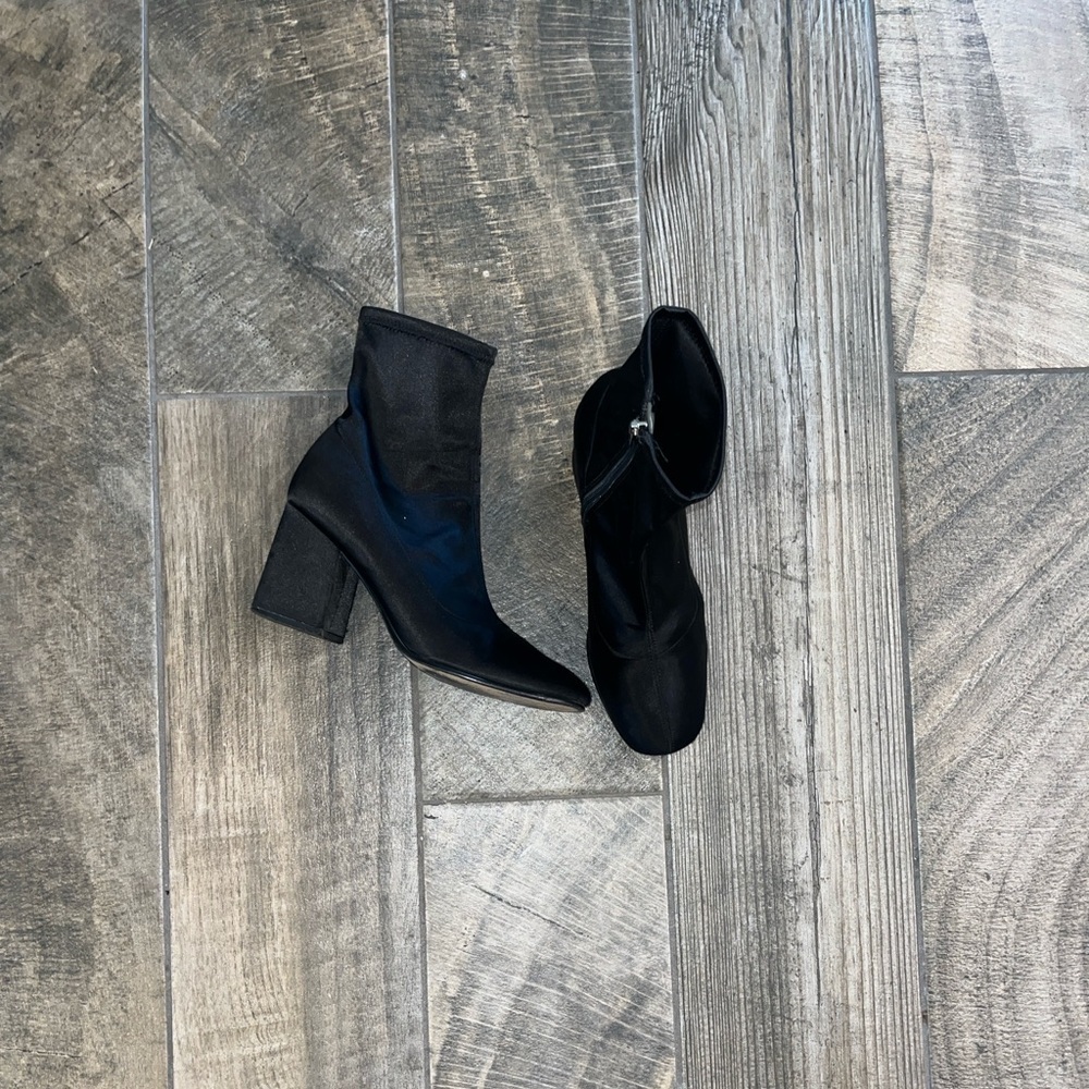 Marc Fisher Elegant Black satin Women's 3”Boots